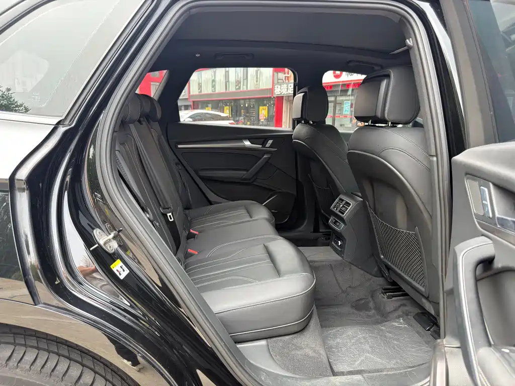 Audi Q5L 40T Luxury Dynamic Type, фото 11