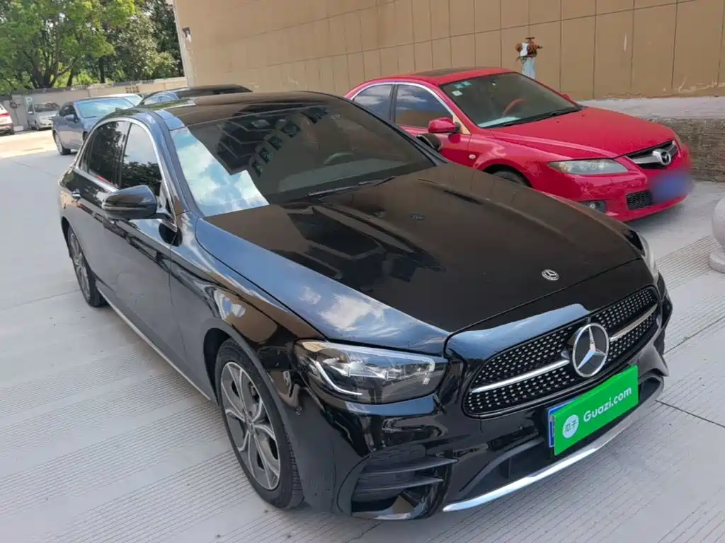 Mercedes-Benz E-Class — миниатюра 4