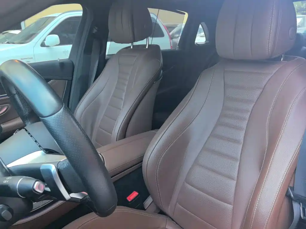 Mercedes-Benz E-Class — миниатюра 15