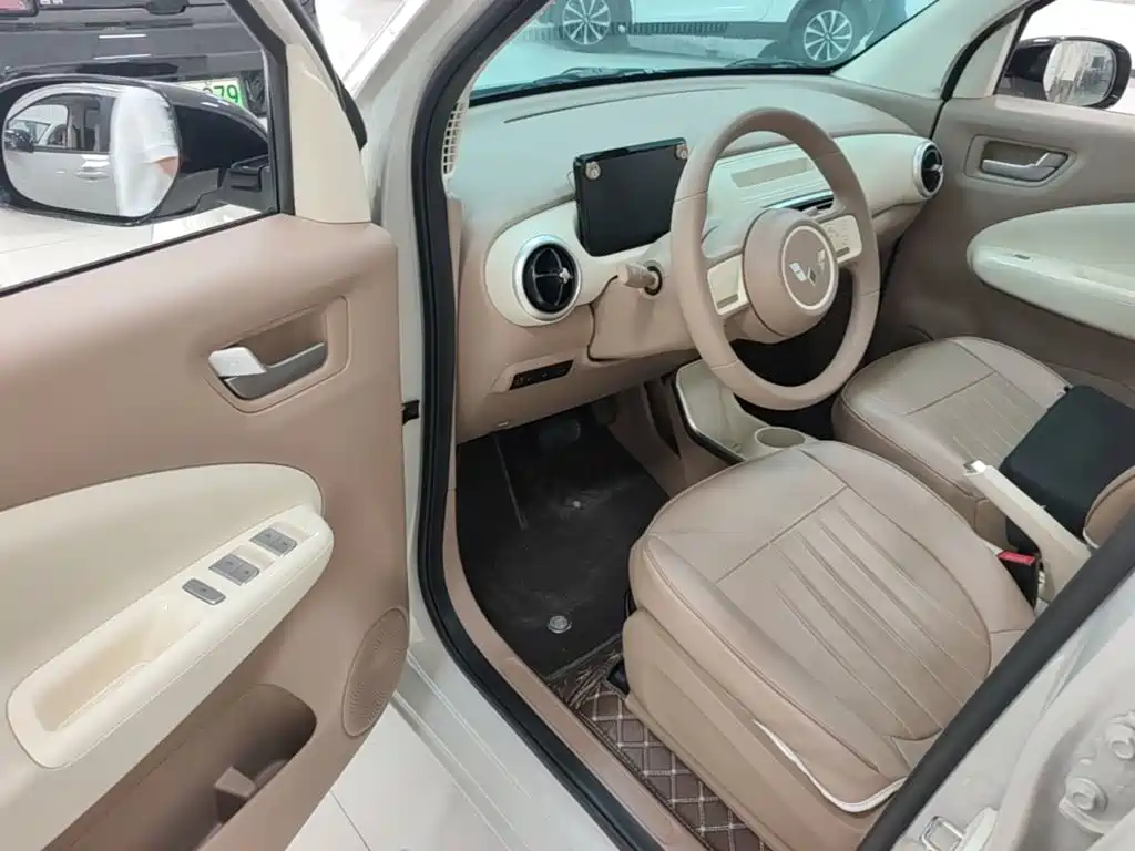 Wuling MINIEV — миниатюра 16
