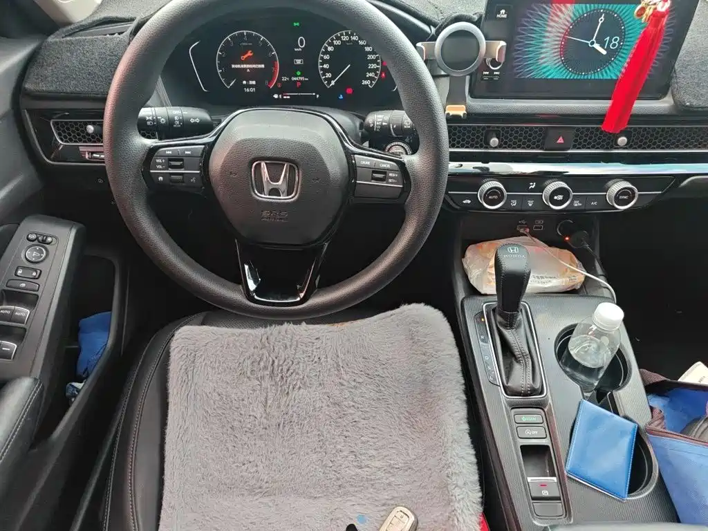 Honda Civic — миниатюра 6