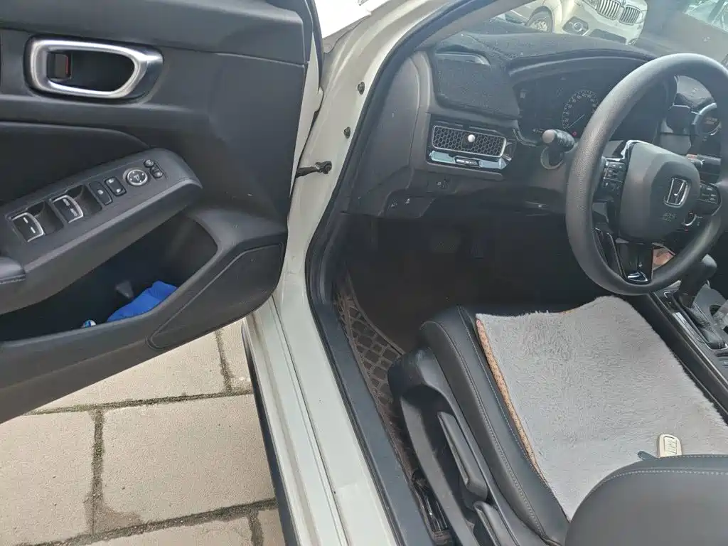 Honda Civic — миниатюра 12