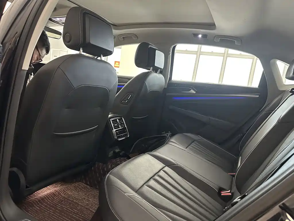 Volkswagen Passat — миниатюра 9