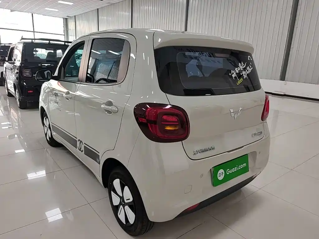Wuling MINIEV — миниатюра 5