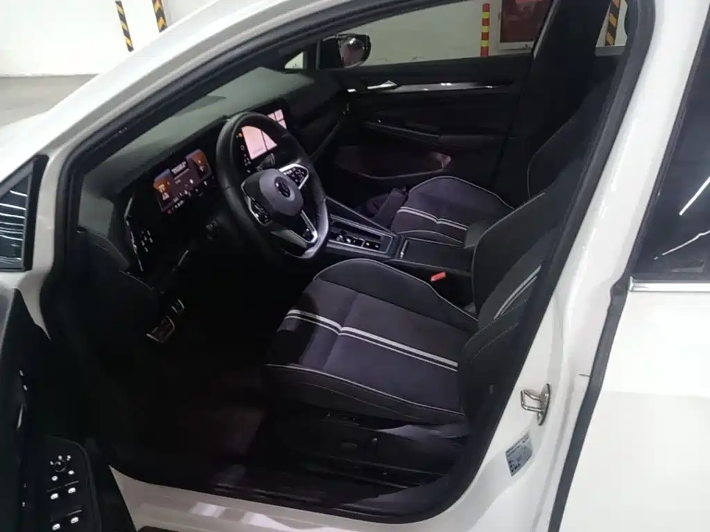 Volkswagen Golf — миниатюра 15