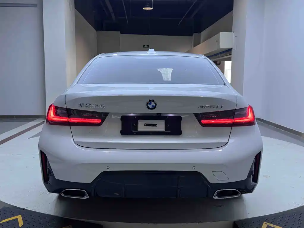 BMW 3 Series — миниатюра 6