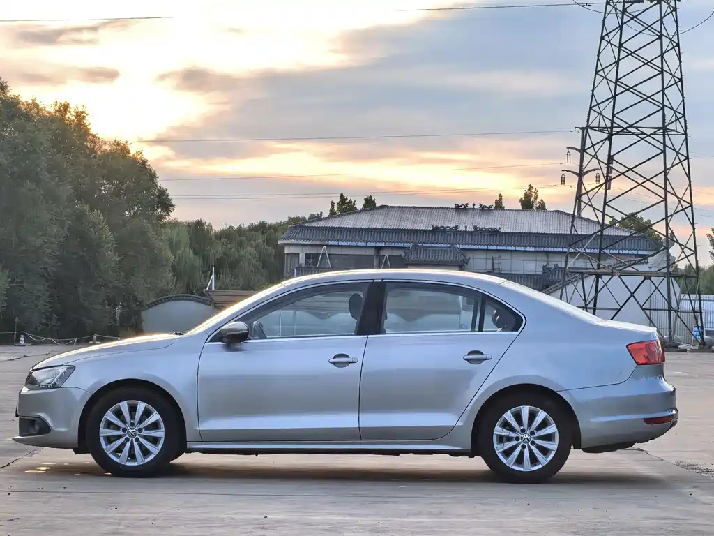 Volkswagen Sagitar — миниатюра 3