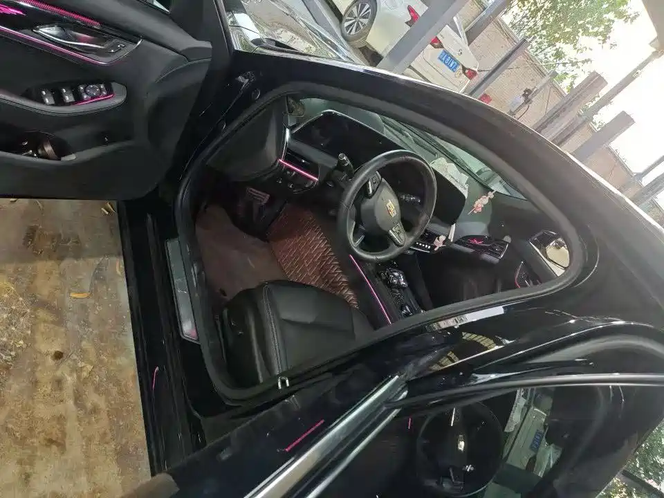 Cadillac CT5 — миниатюра 4