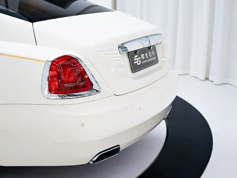 Rolls-Royce Wraith 6.6T Standard Type, фото 17