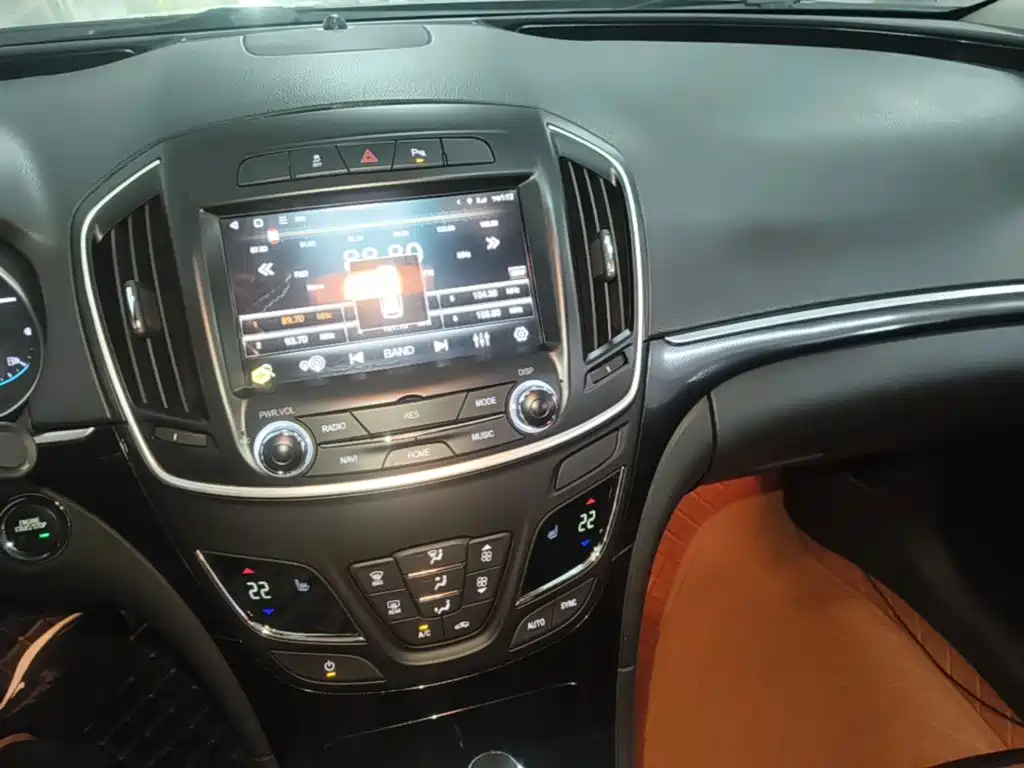Buick Regal — миниатюра 13