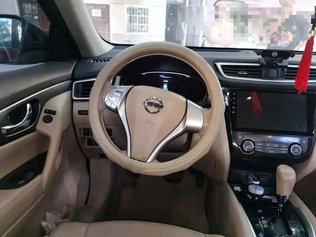 Nissan X-Trail — миниатюра 6