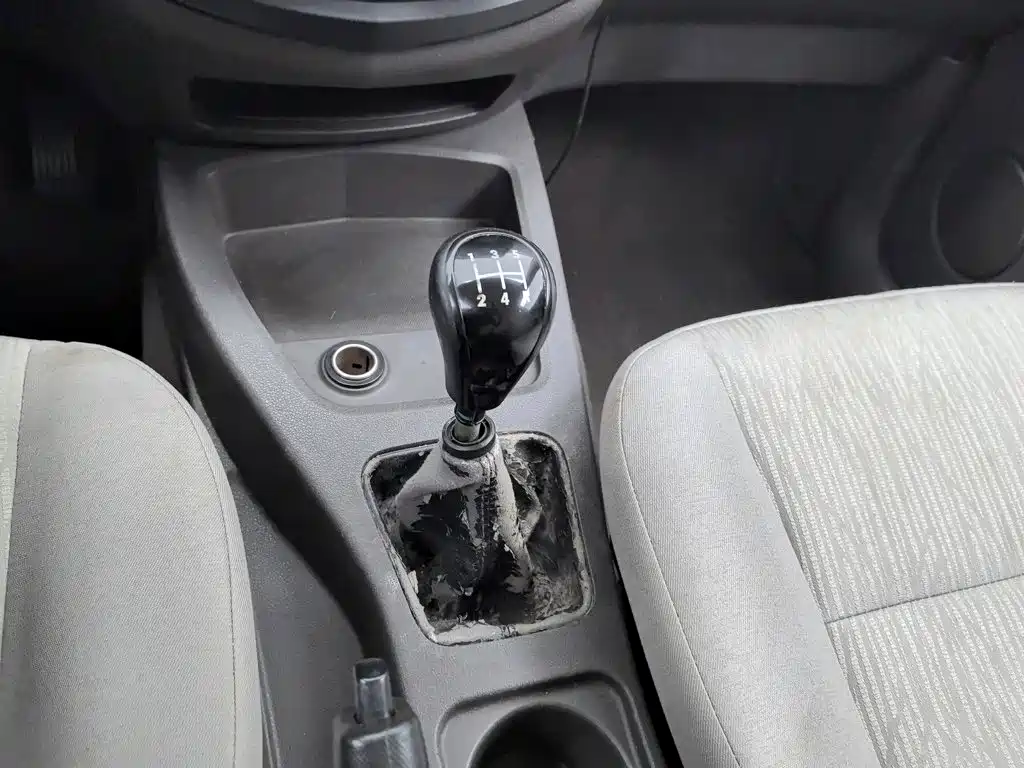Wuling Hongguang — миниатюра 13