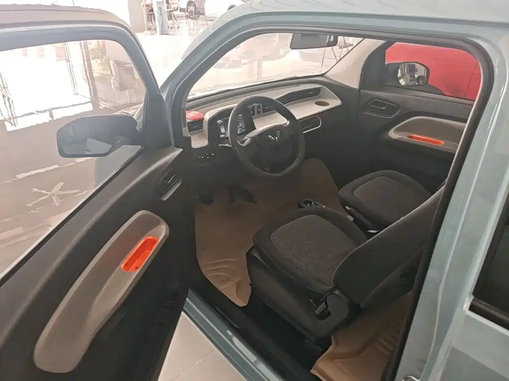 Wuling MINIEV — миниатюра 16