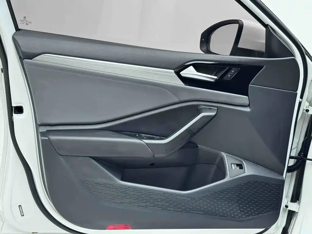 Volkswagen Sagitar 2020 280TSI DSG Comfort V