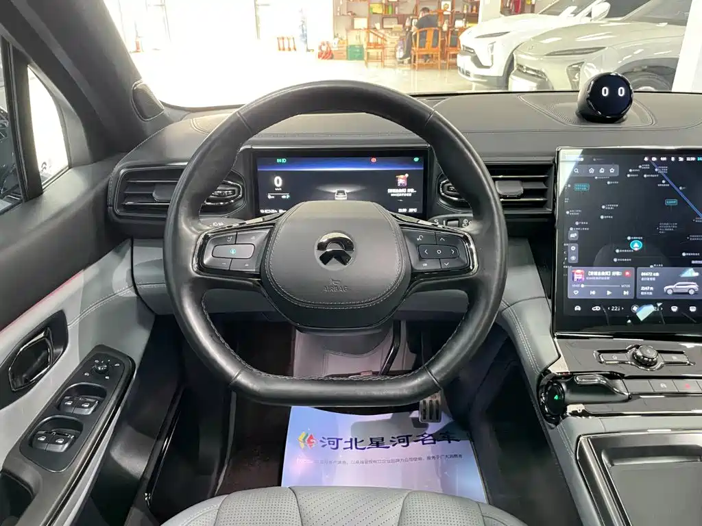 NIO ES8 — миниатюра 11