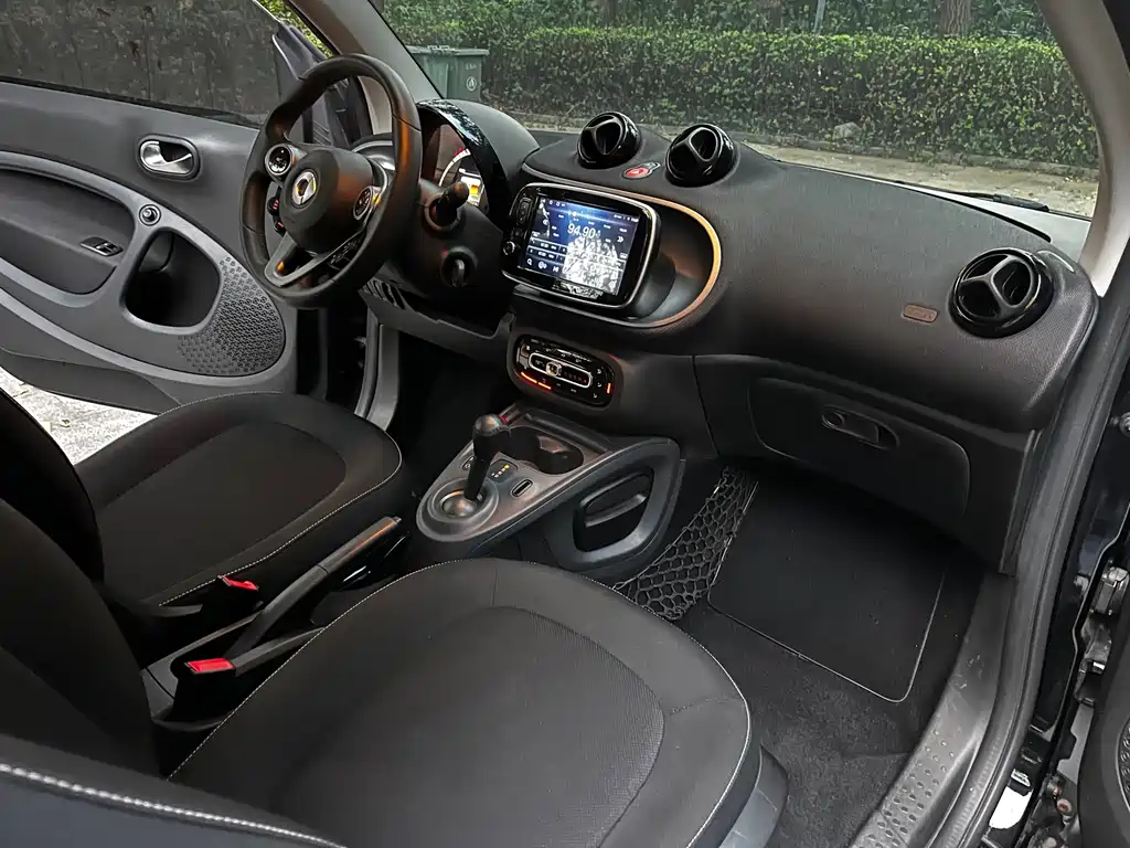 smart Smart Fortwo — миниатюра 14