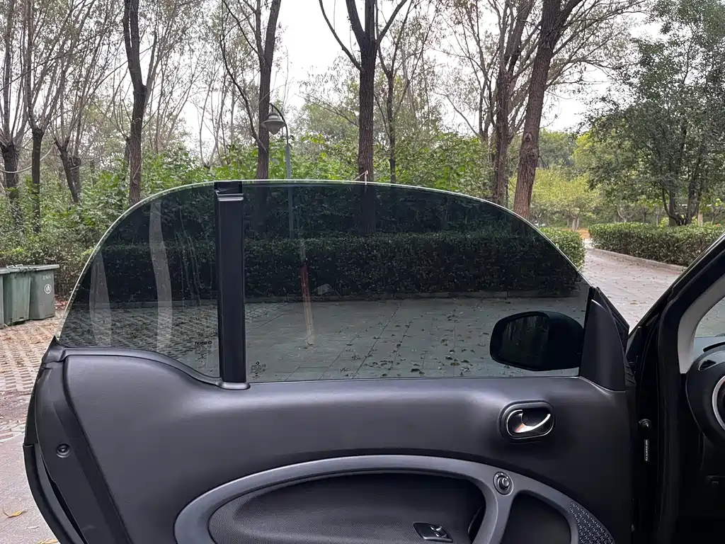 smart Smart Fortwo — миниатюра 6