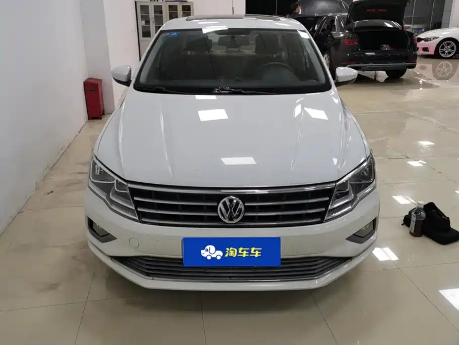 Volkswagen Jetta — миниатюра 2