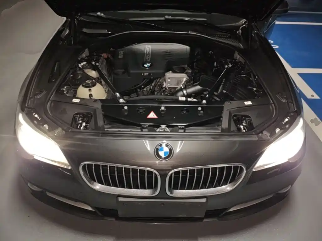 BMW 5 Series — миниатюра 20