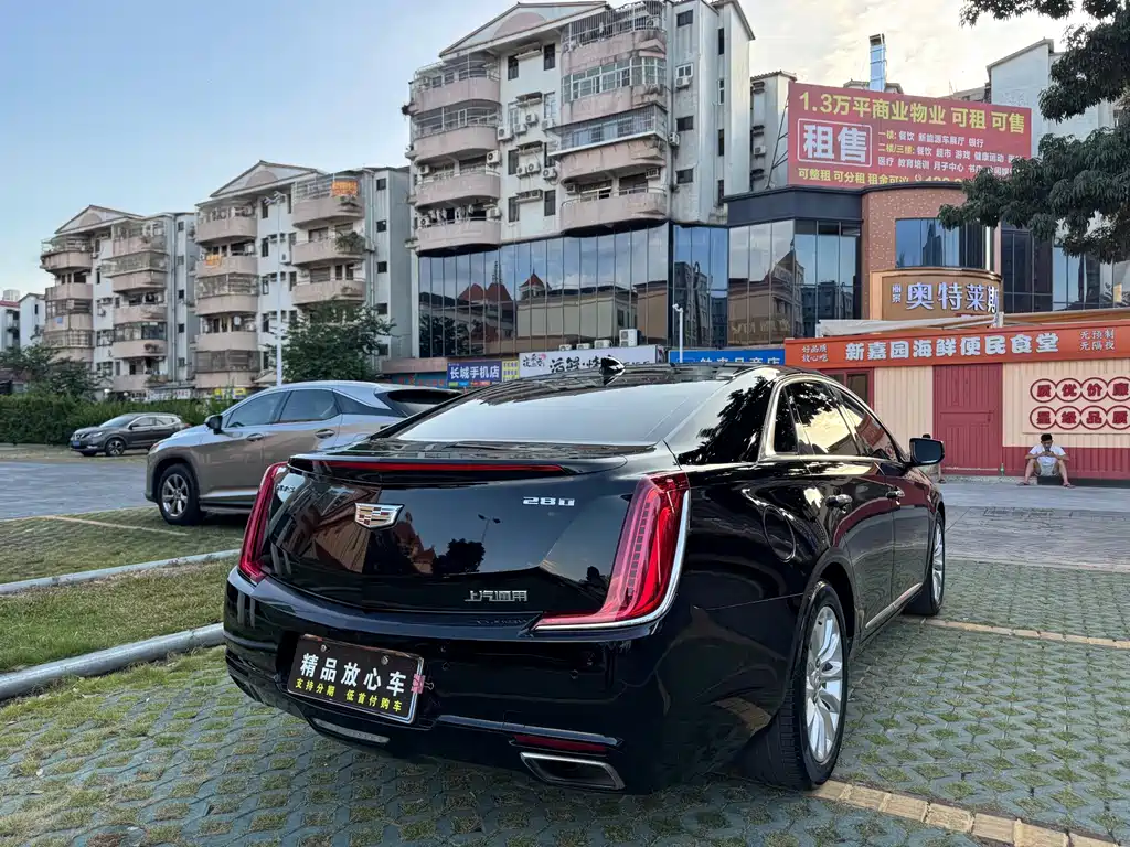 Cadillac XTS — миниатюра 6