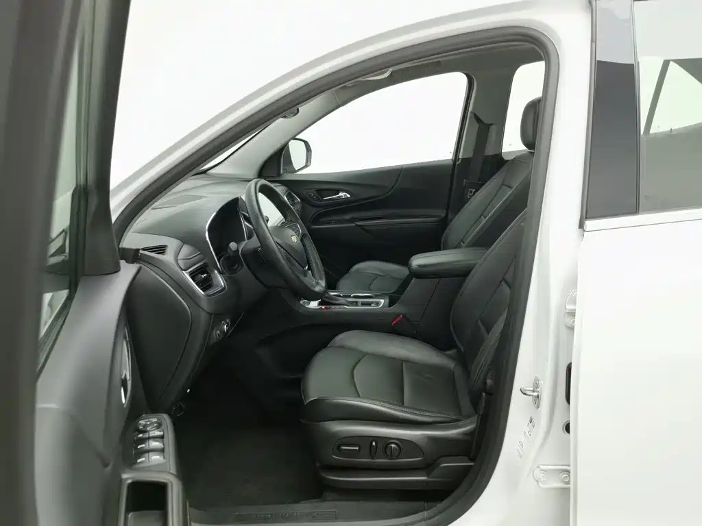 Chevrolet Equinox — миниатюра 10