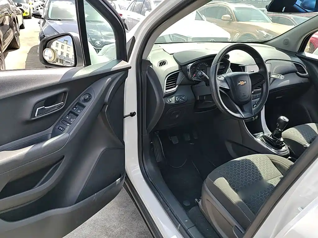 Chevrolet Trax — миниатюра 16
