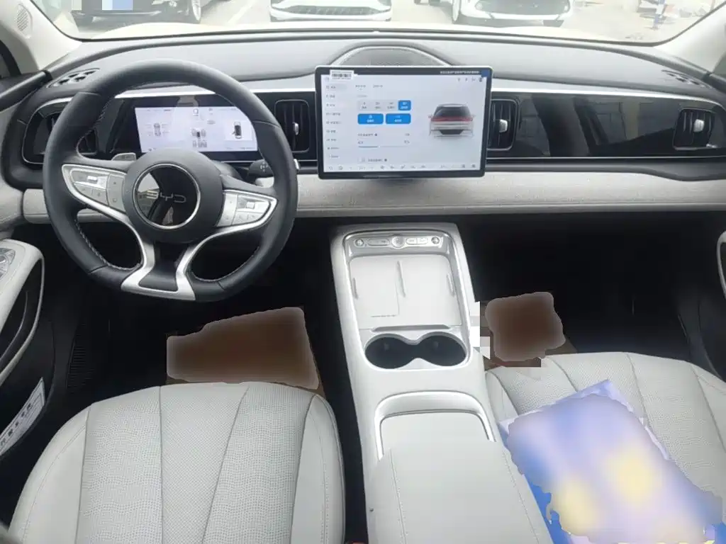 BYD 05 EV 2025 520KM