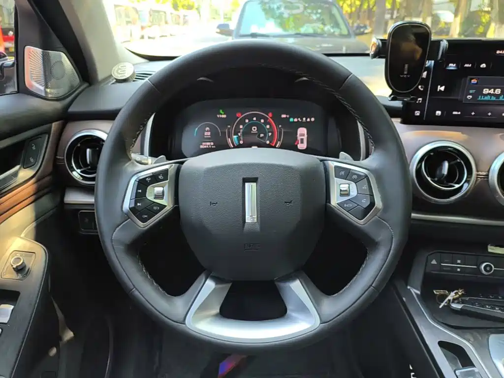 Wey Wey VV6 — миниатюра 11