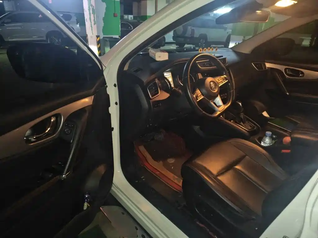Nissan Qashqai — миниатюра 12