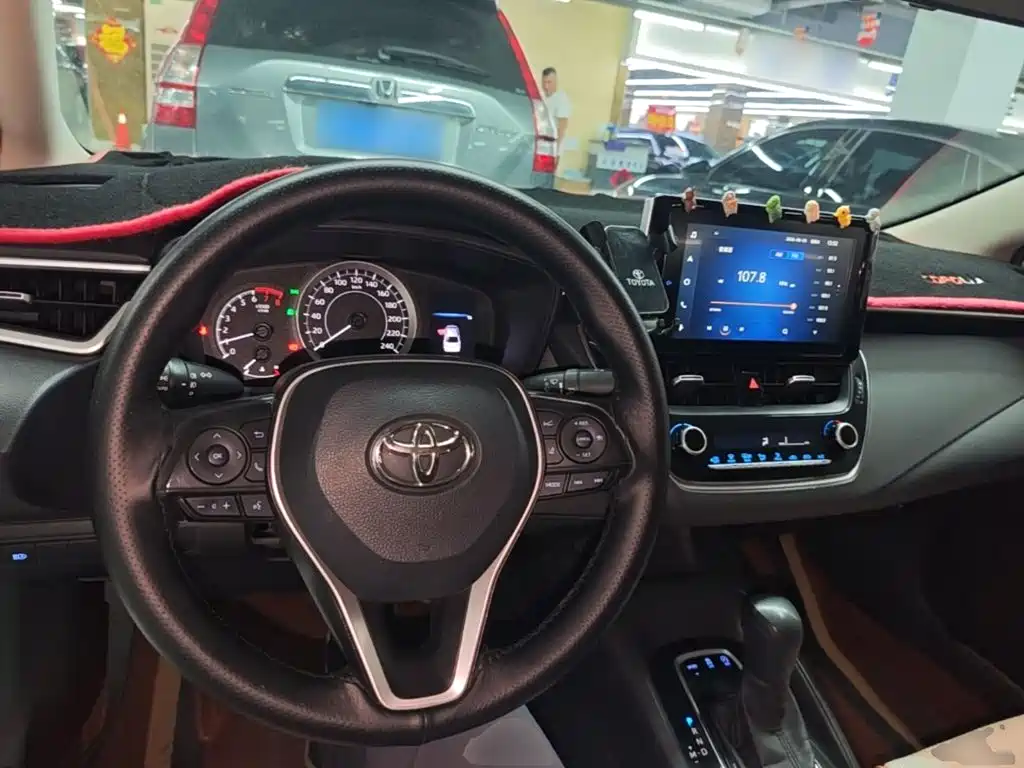 Toyota Corolla — миниатюра 10