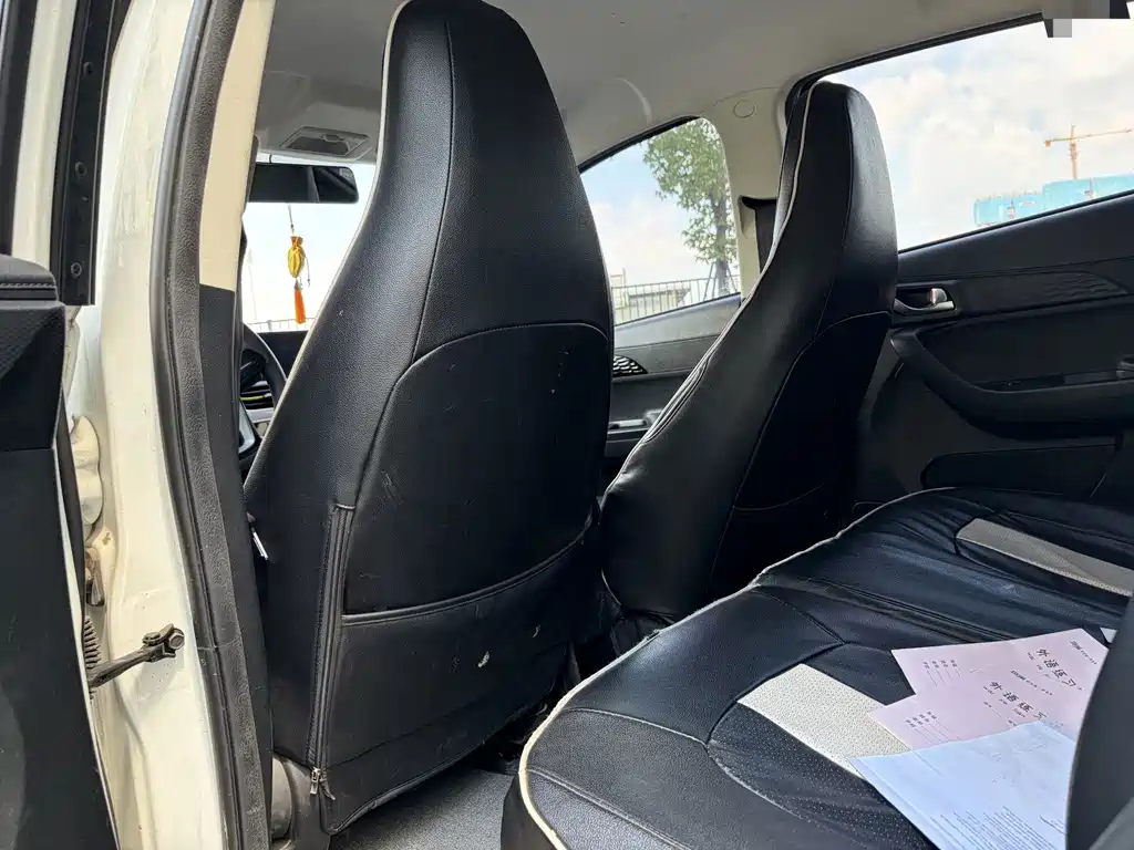 Changan Benben E-Star — миниатюра 4