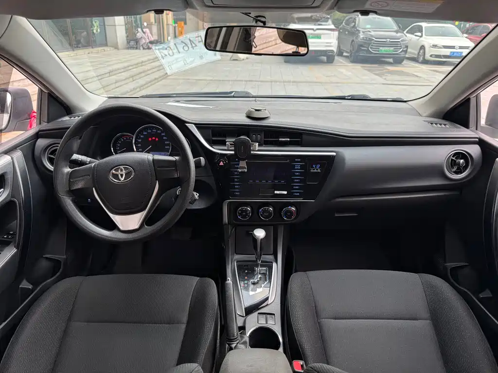 Toyota Corolla — миниатюра 9