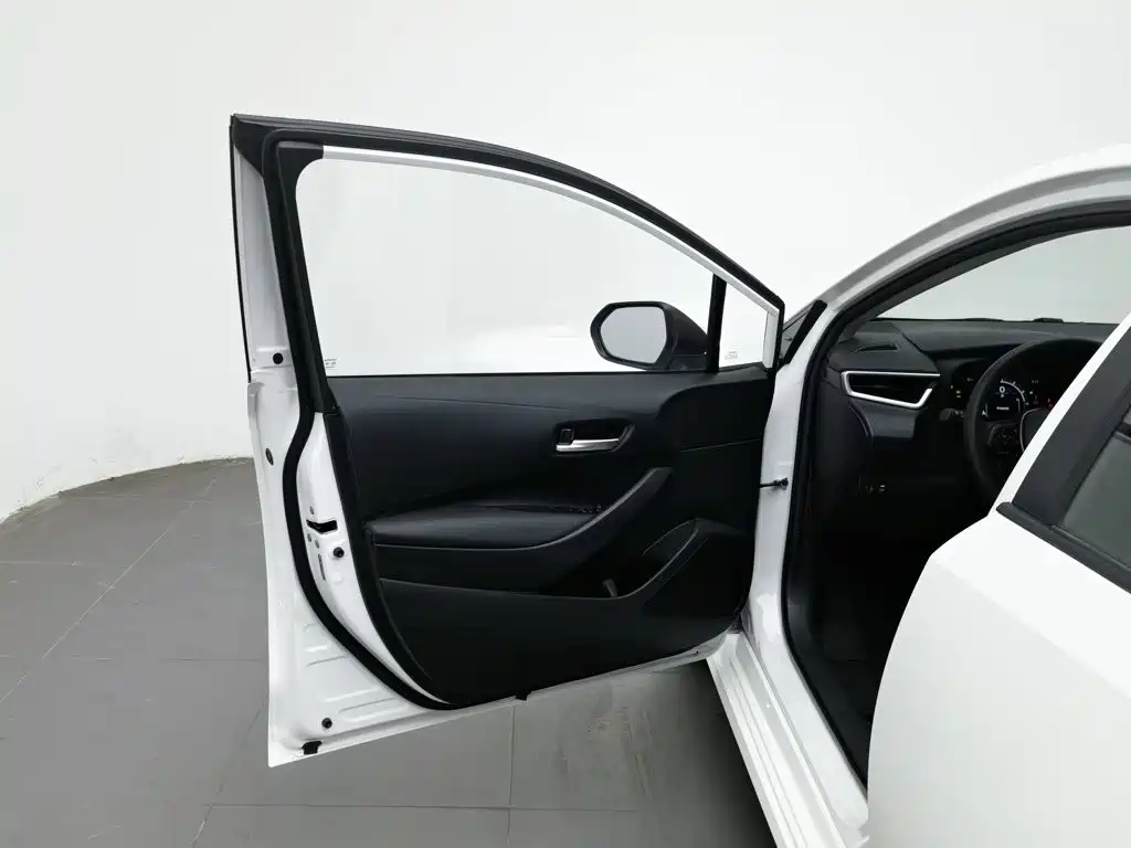 Toyota Corolla — миниатюра 8