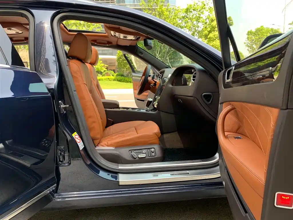 Bentley Flying Spur 2012 6.0T