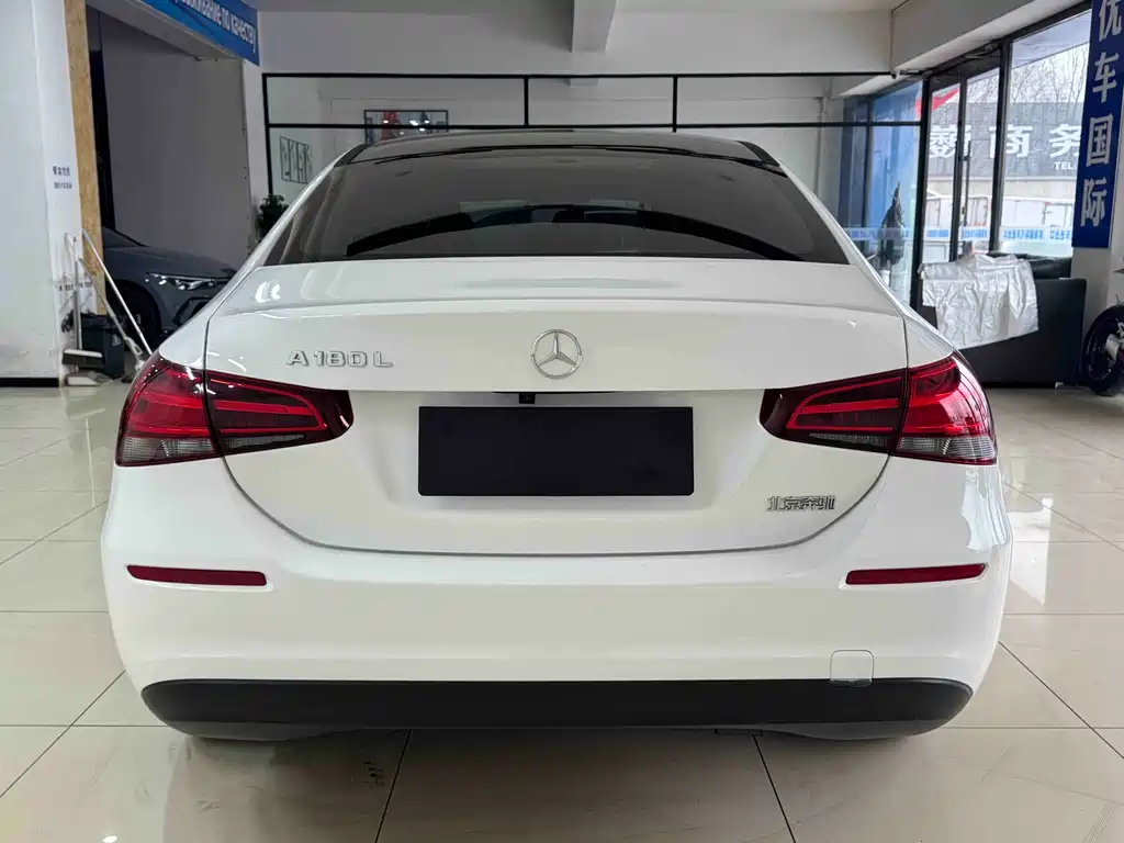 MERCEDES-BENZ A CLASS