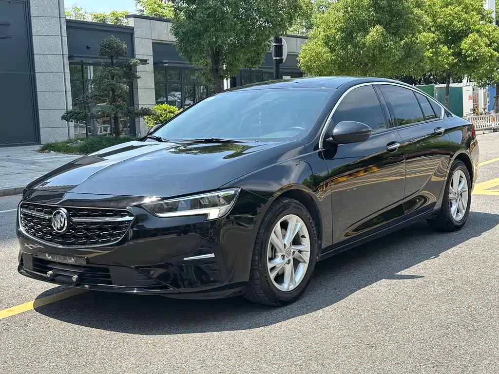 Buick Regal 2021