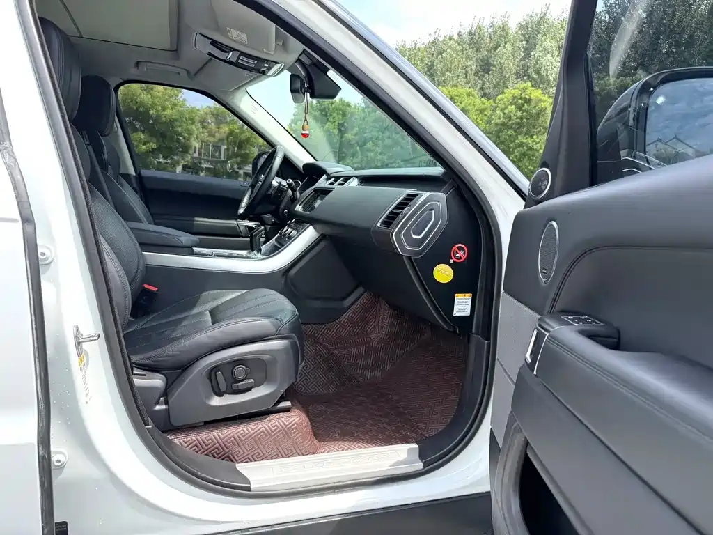 Land Rover Sport — миниатюра 7