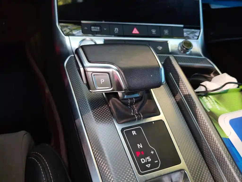 Audi A6L — миниатюра 10