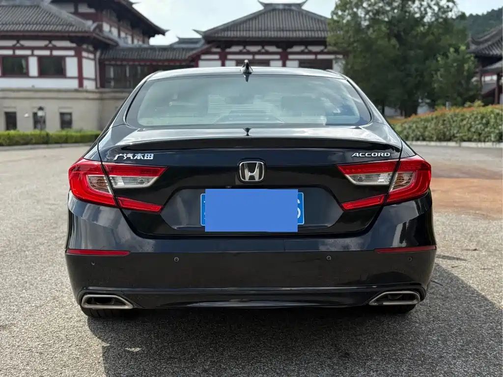 Honda Accord — миниатюра 4