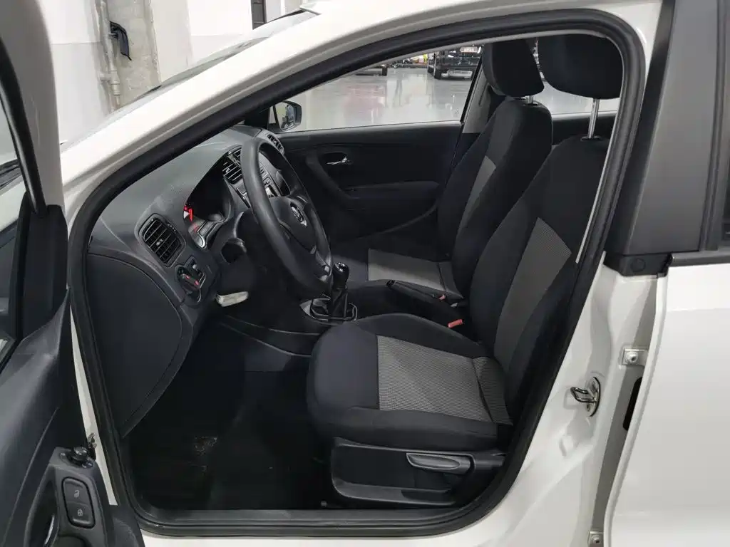 Volkswagen Polo — миниатюра 10