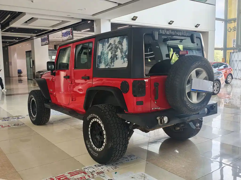 Jeep Wrangler — миниатюра 4