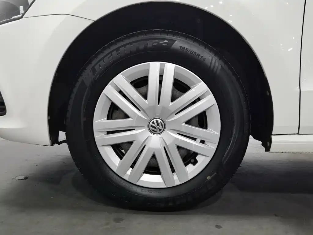 Volkswagen Polo — миниатюра 17