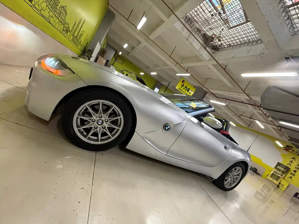 BMW Z4 — миниатюра 8