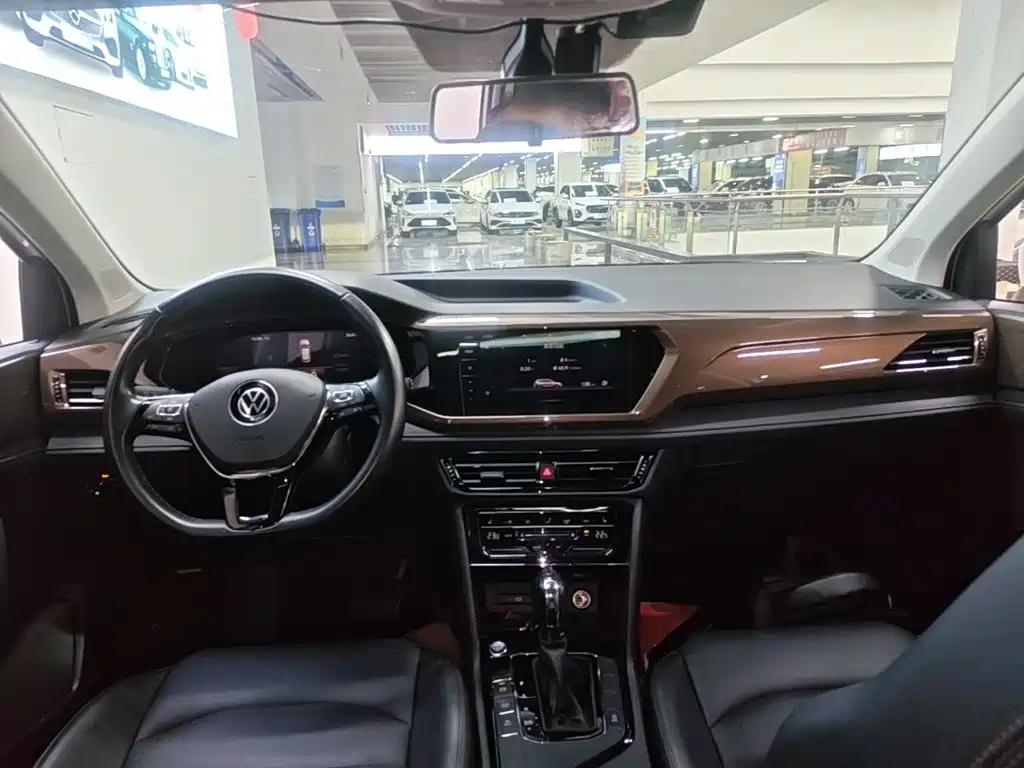 Volkswagen Tharu — миниатюра 10