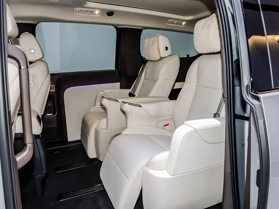 Li Auto Li MEGA — миниатюра 8