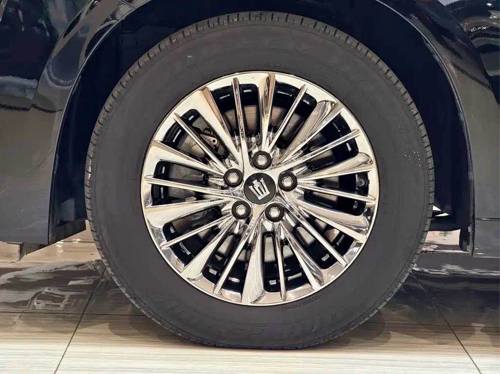 Toyota Vellfire — миниатюра 24
