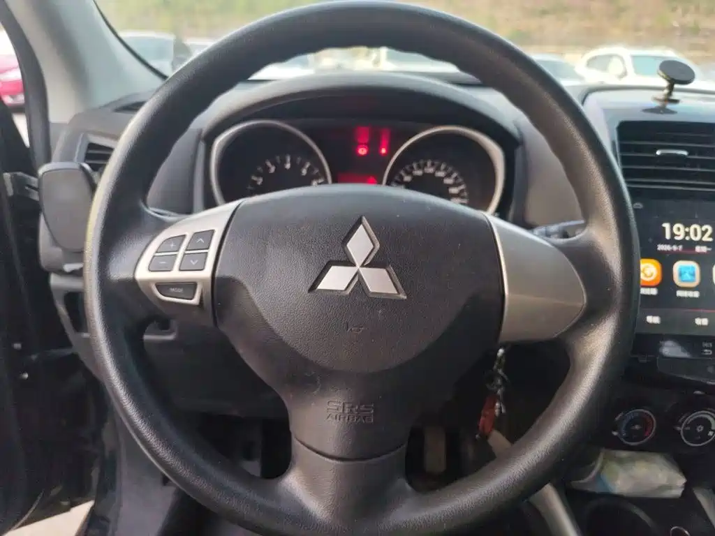 Mitsubishi ASX — миниатюра 3