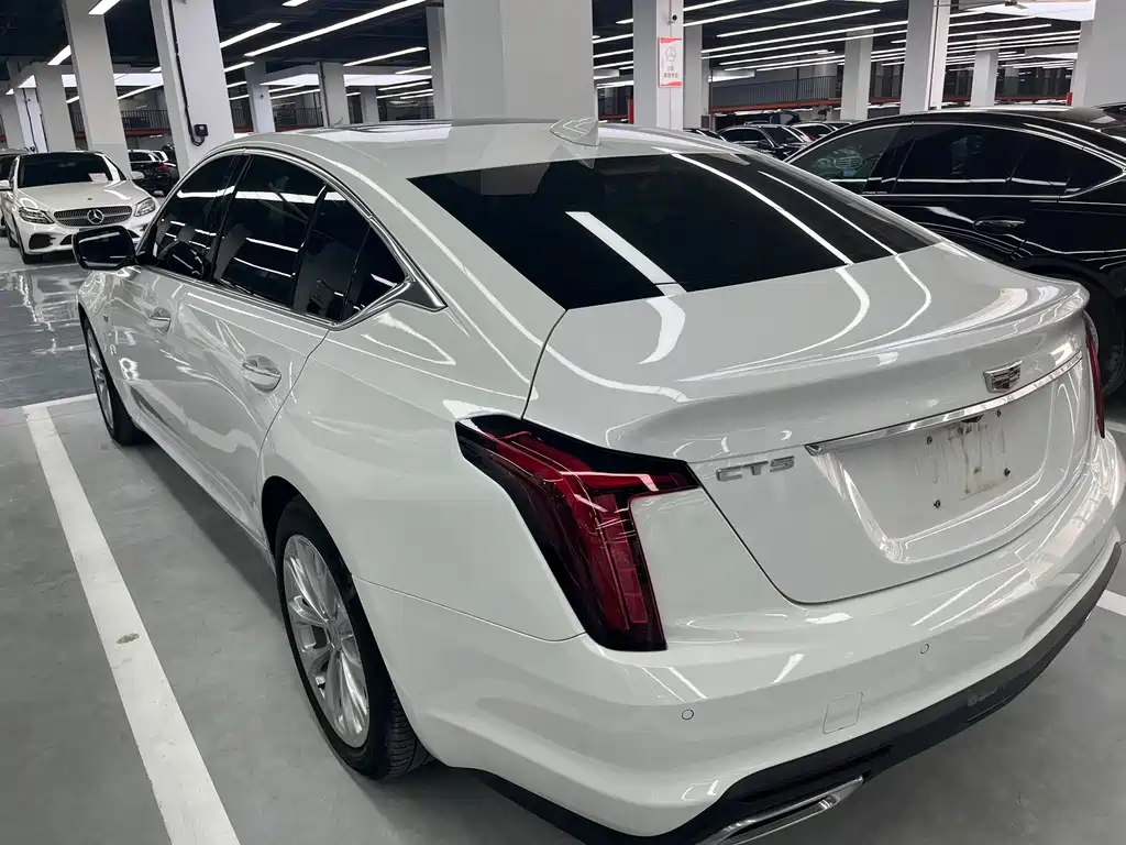 Cadillac CT5 — миниатюра 10