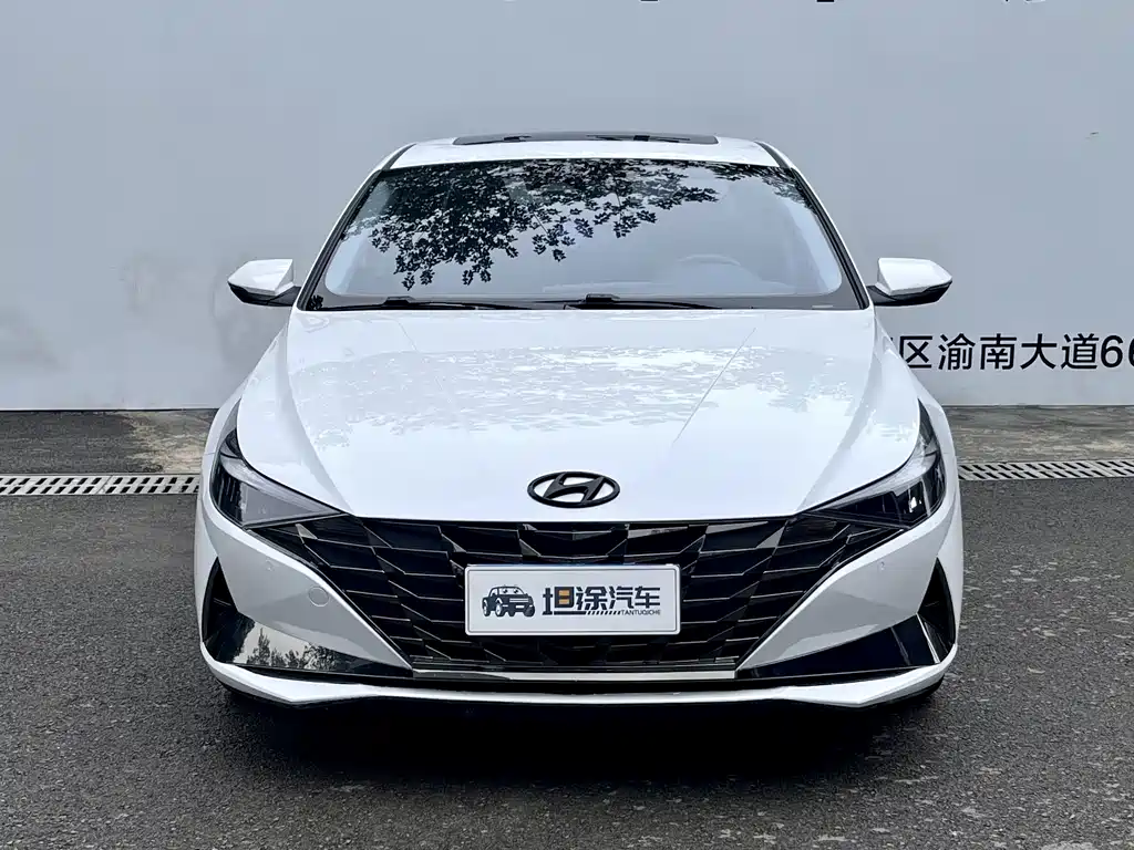Hyundai Elantra — миниатюра 2
