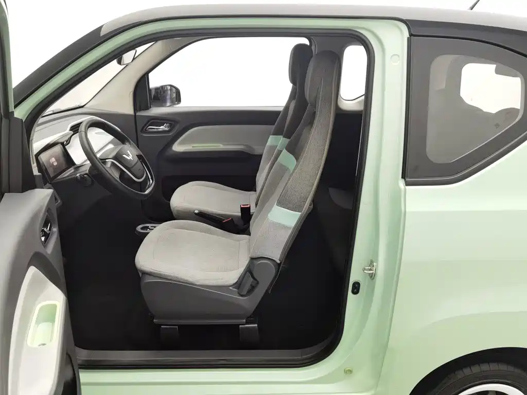 Wuling MINIEV — миниатюра 10
